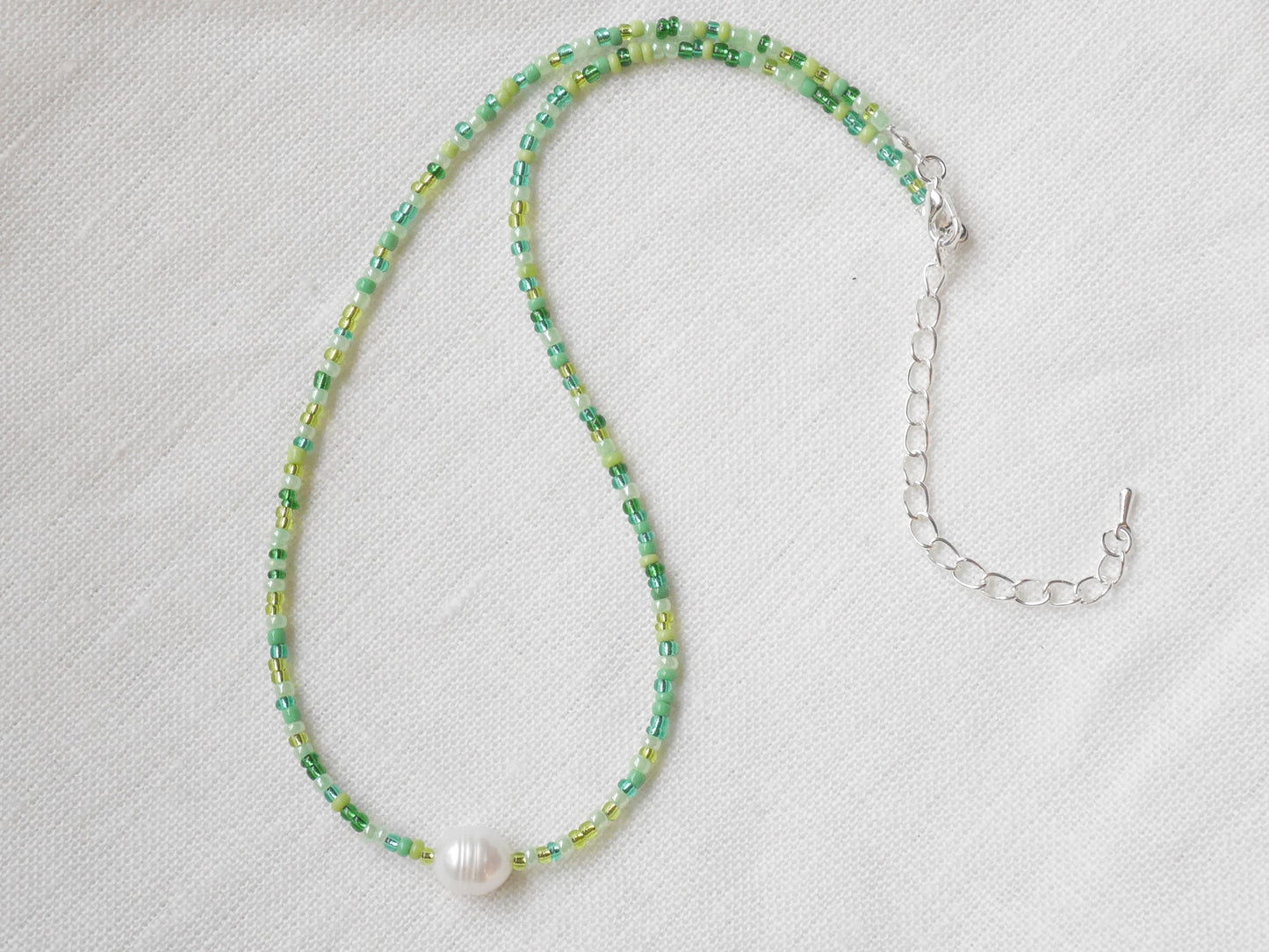 Green seed bead necklace | Freshwater pearl necklace with tiny green beads | Green glass bead necklace | Gift for someone that loves green