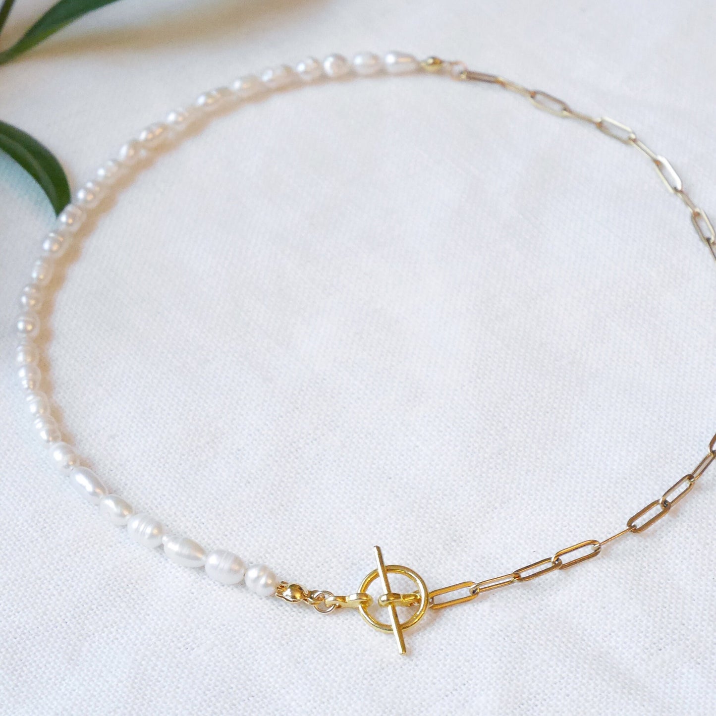 Half chain half pearl necklace | Dainty freshwater pearl choker | Small pearls and gold paperclip chain jewelry with toggle clasp, cute gift