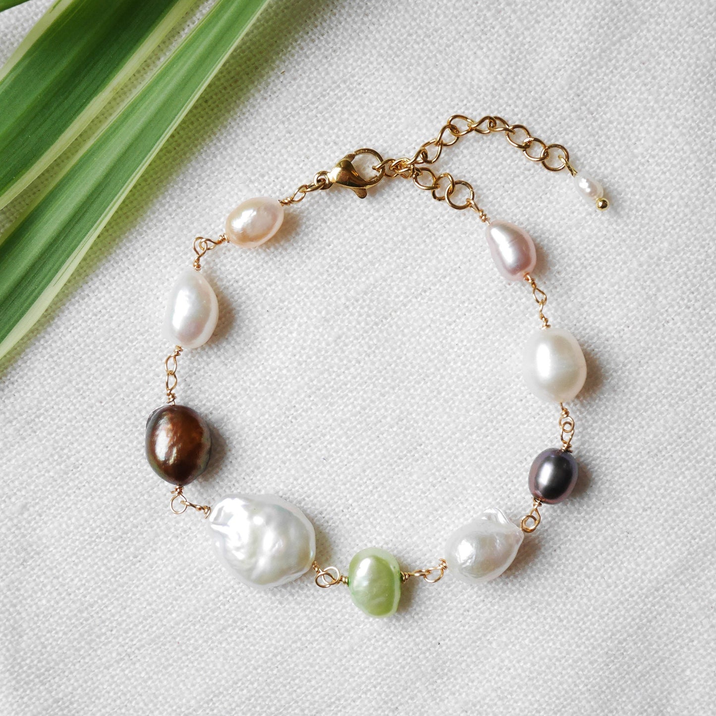 Mixed freshwater pearl bracelet | Multicolor feminine boho bracelet | Various sizes shapes genuine baroque pearl jewelry | Cute gift for her