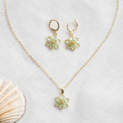 Green flower necklace – delicate floral gold necklace, jewelry gift for her