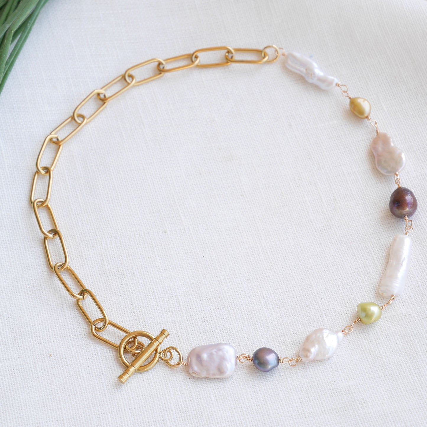 Mixed baroque freshwater pearls necklace - half pearl half paperclip chain, chunky gold choker, jewelry gift for her
