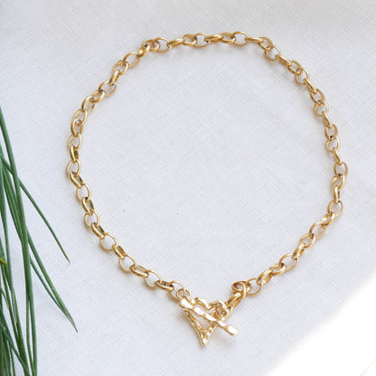 Heart clasp necklace | Chunky front toggle lock choker | Gold statement jewelry gift for her with big rolo chain