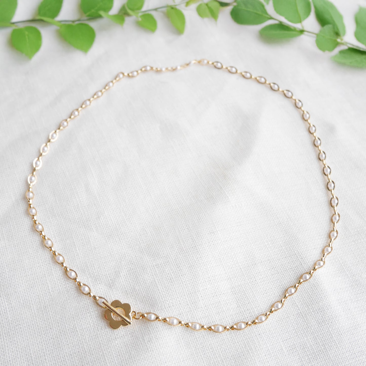 Gold pearl chain necklace - dainty flower toggle choker