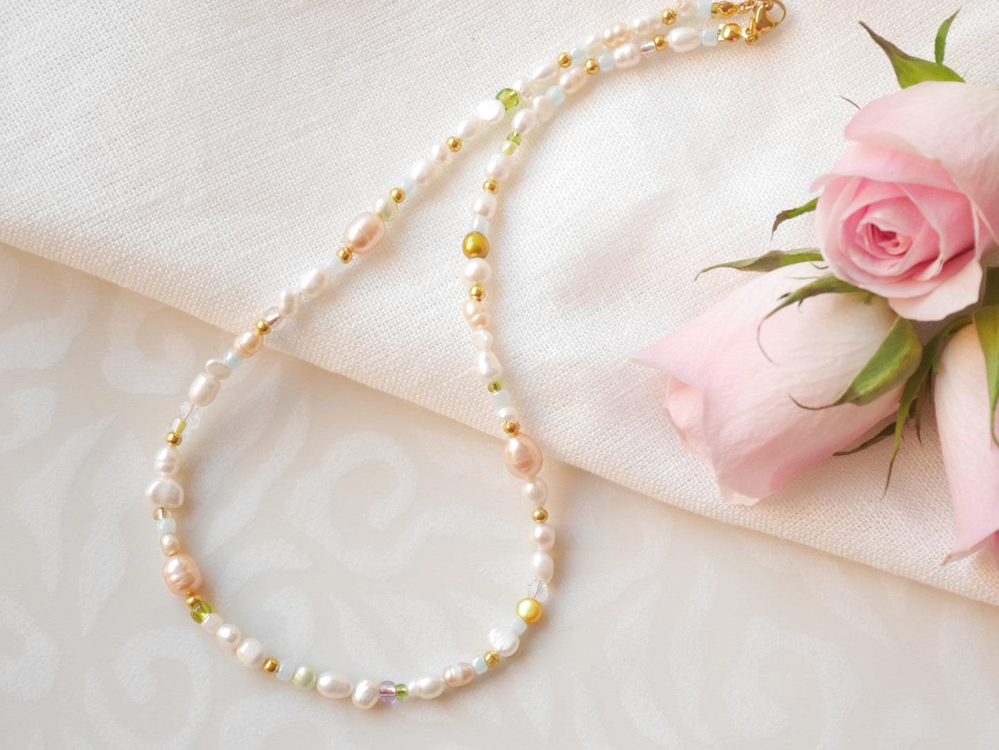 Multicolor pearl necklace – soft pastel freshwater pearl and glass bead choker