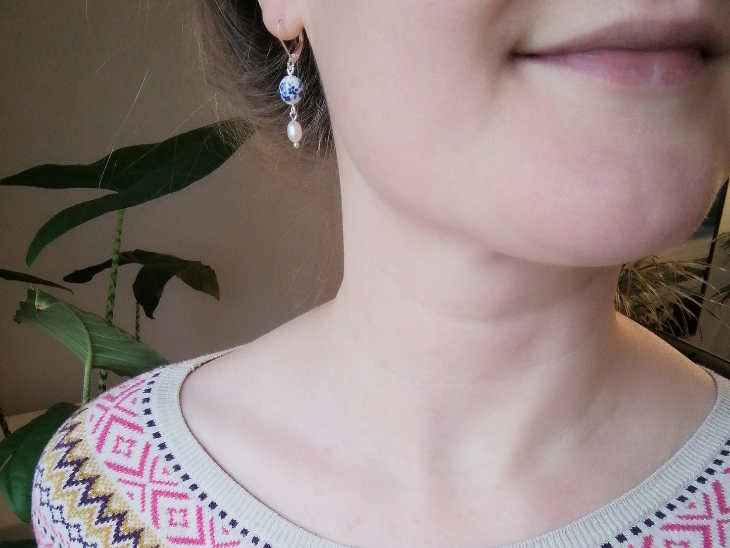 Blue porcelain pearl earrings | Dainty minimalist pearl earrings | Floral blue jewelry | Blue and white freshwater pearl drop earrings