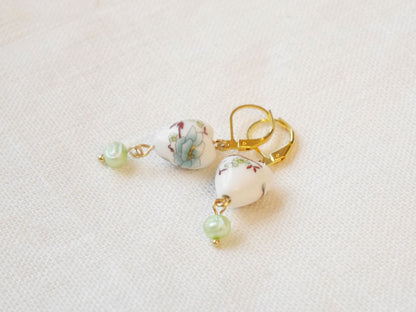 Dainty porcelain earrings | Ceramic heart earrings with light green freshwater pearl