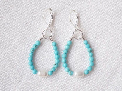 Turquoise hoop earrings | Turquoise stone earrings with freshwater pearls | Turquoise boho earrings | Summer earrings for vacation and beach