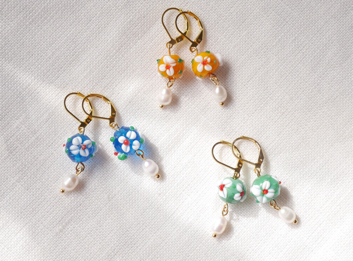 Flower pearl earrings | Green flower drop earrings| Glass earrings with real pearls | Colorful earrings | Dainty floral jewelry for her