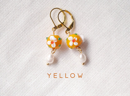 Flower pearl earrings | Green flower drop earrings| Glass earrings with real pearls | Colorful earrings | Dainty floral jewelry for her