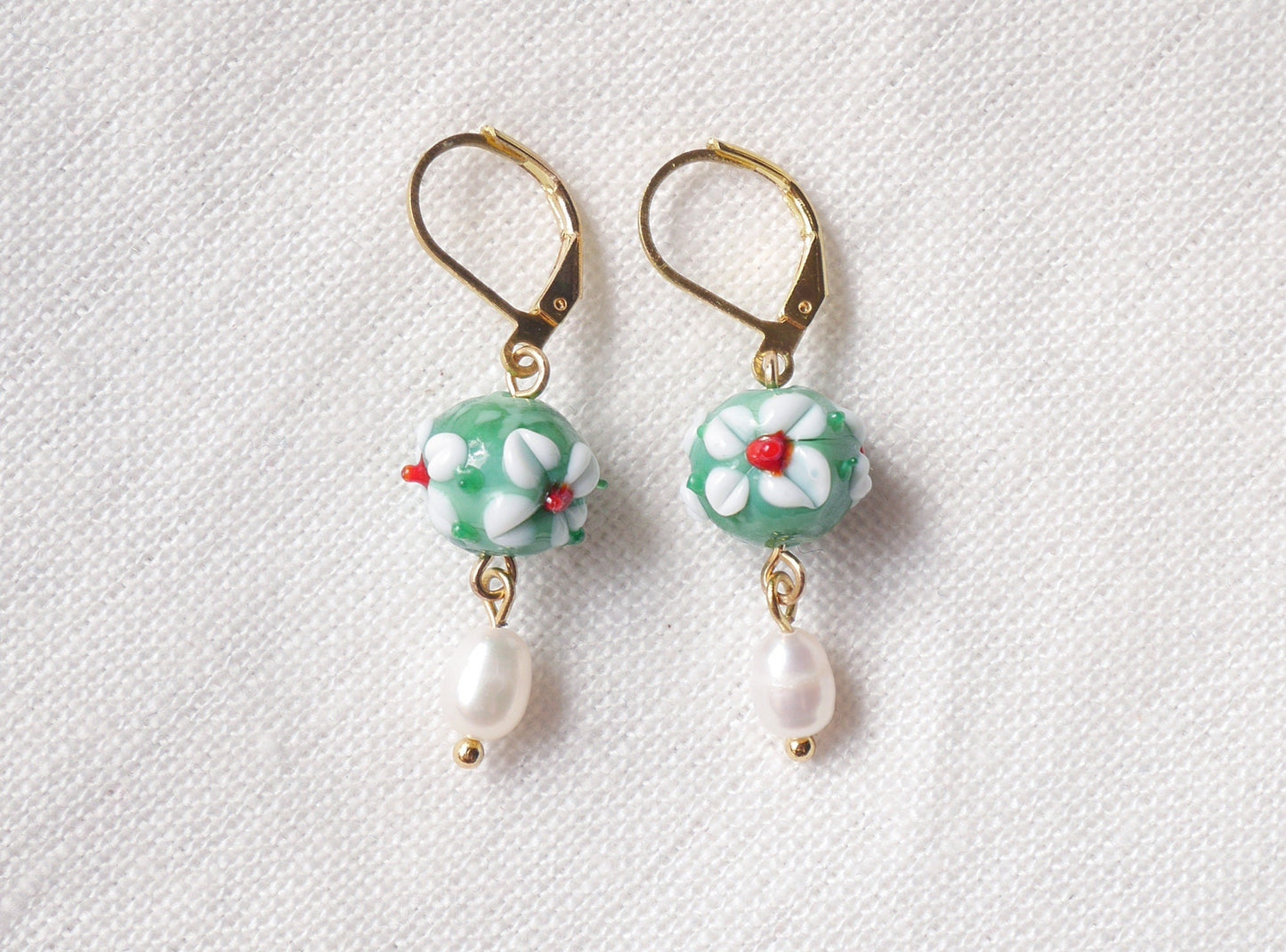 Flower pearl earrings | Green flower drop earrings| Glass earrings with real pearls | Colorful earrings | Dainty floral jewelry for her