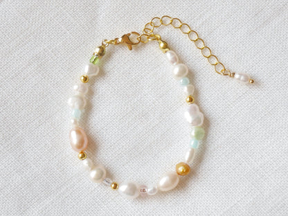 Pearl beaded bracelet | Soft colors pearl bracelet with mixed real pearls | Romantic gift for her | Pink and white freshwater pearl bracelet