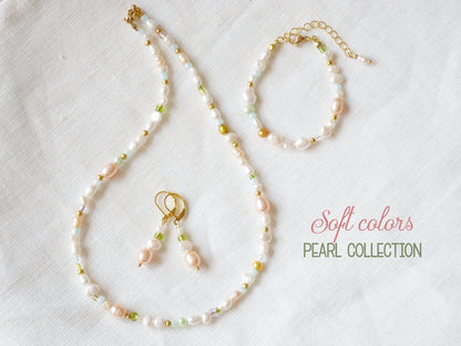 Pearl beaded bracelet | Soft colors pearl bracelet with mixed real pearls | Romantic gift for her | Pink and white freshwater pearl bracelet