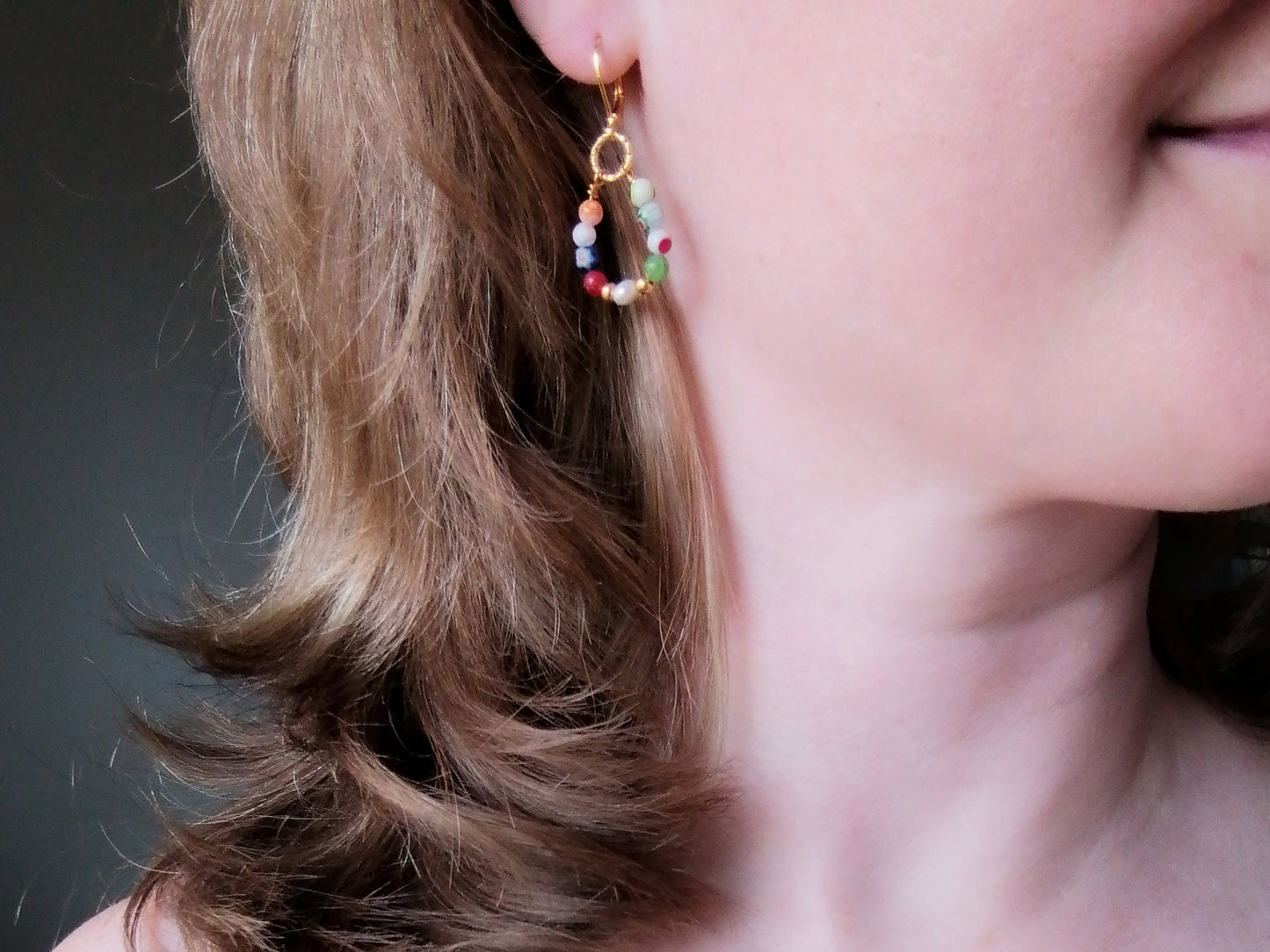 Millefiori pearl earrings | Colorful hoop drop earrings | Small glass bead earrings with multicolor beads | Colorful gold earrings leverback