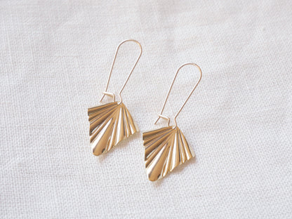 Gold fan earrings | Fan dangle earrings | Art deco earrings | Minimalist gold dangle hook drop earrings | Light-weight classy elegant chic