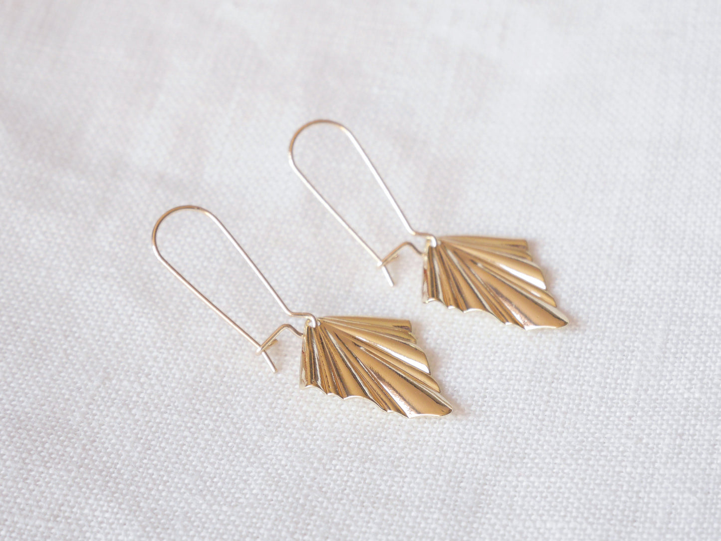 Gold fan earrings | Fan dangle earrings | Art deco earrings | Minimalist gold dangle hook drop earrings | Light-weight classy elegant chic
