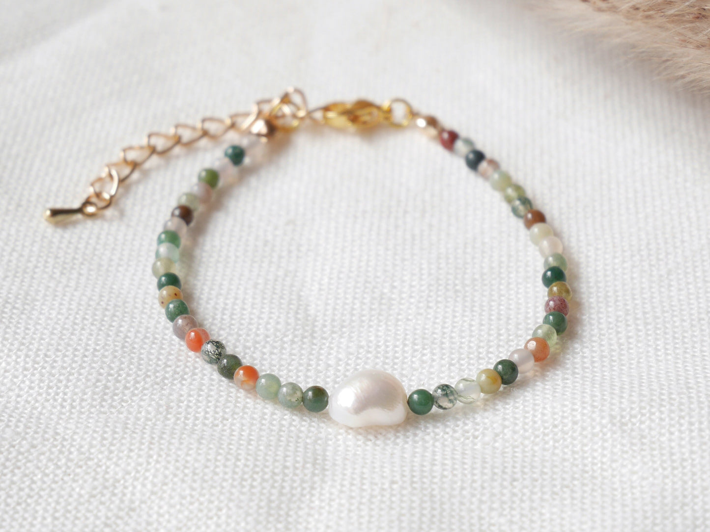 Natural stone beads bracelet with freshwater pearl | Neutral colors agate beaded jewelry | Cute adjustable dainty small bead gift for her