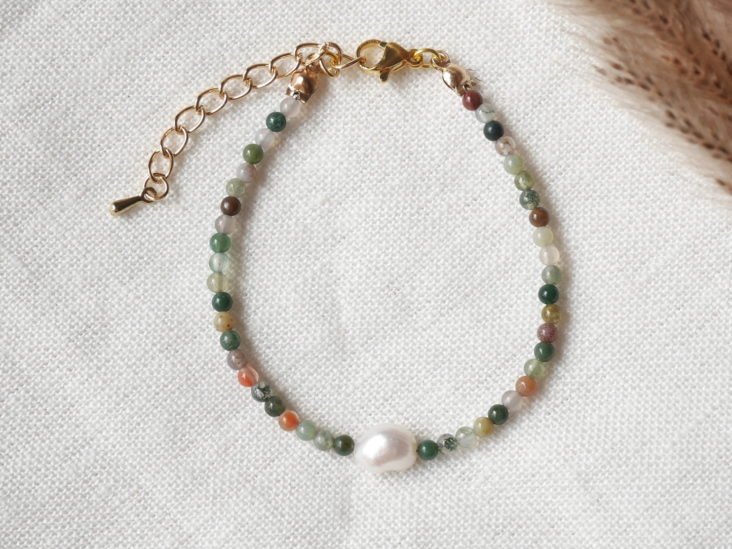 Natural stone beads bracelet with freshwater pearl | Neutral colors agate beaded jewelry | Cute adjustable dainty small bead gift for her