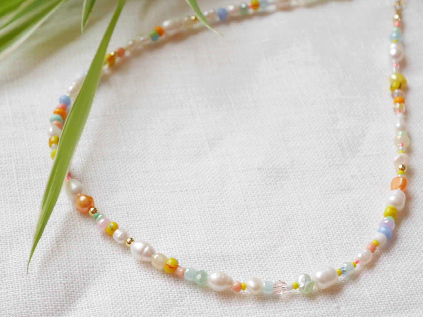 Tropical beads necklace | Exotic colorful beaded choker with pastel color beads | Cute multicolor seed bead jewelry with freshwater pearls