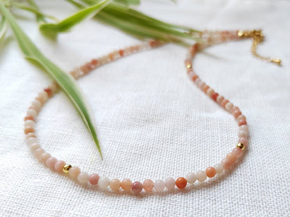 Sunstone necklace | Peach color necklace | Small beads choker | Pastel beaded necklace with sun stone beads | Cute small stones choker