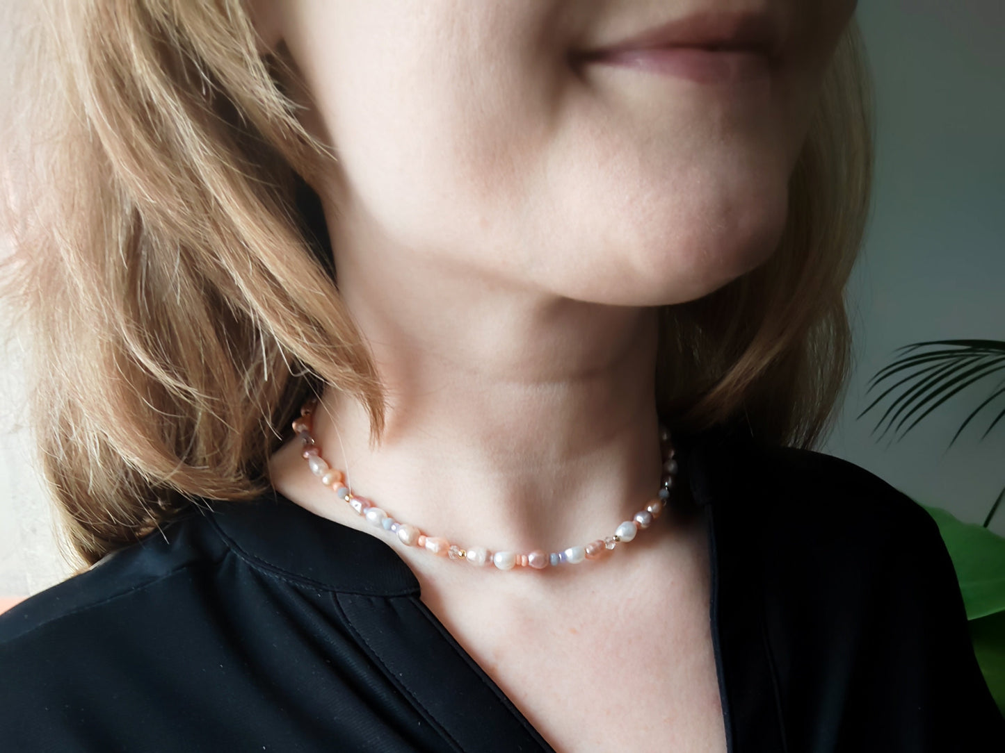 Mauve pearl necklace | Muted colors freshwater pearl choker | Boho mixed pearls jewelry with pink purple | Colorful beaded necklace for her