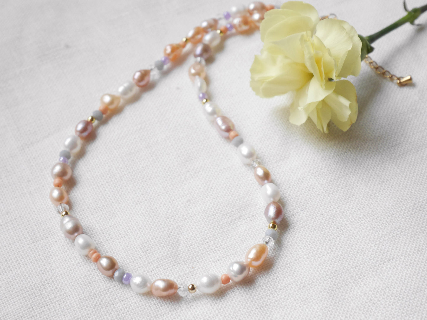 Mauve pearl necklace | Muted colors freshwater pearl choker | Boho mixed pearls jewelry with pink purple | Colorful beaded necklace for her