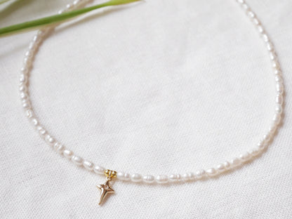 Freshwater pearl necklace | North star pendant choker | Small real pearls with star charm | Dainty light-weight cute gold zircon jewelry