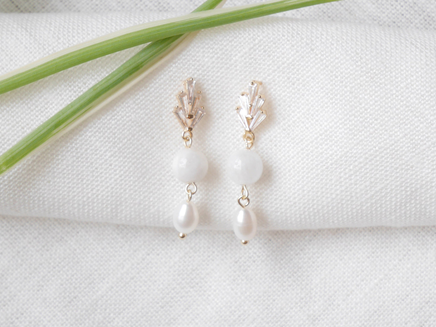 Moonstone pearl earrings | Art Deco jewelry | White stone freshwater pearl drop earrings | Elegant vintage 1920s style handmade gift for her