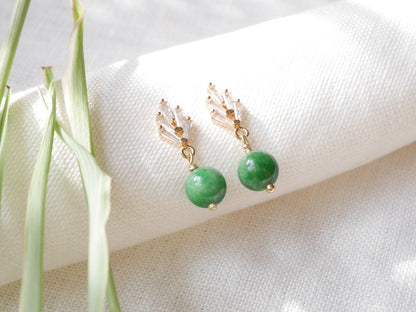 Art deco earrings | Green jade drop earrings | 1920s style gold jewelry | Dainty elegant bridal wedding bridesmaids zircon fan stone design