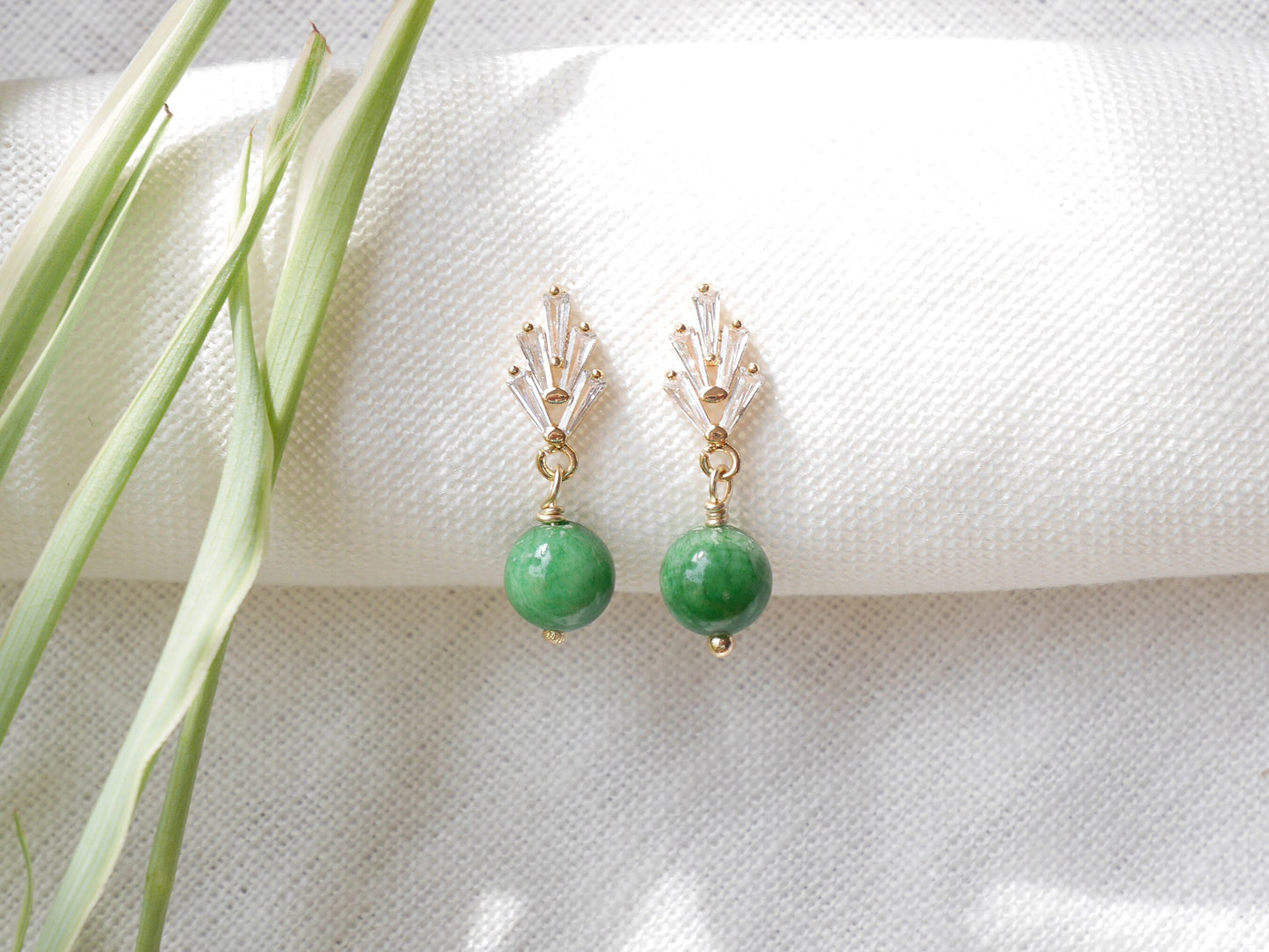 Art deco earrings | Green jade drop earrings | 1920s style gold jewelry | Dainty elegant bridal wedding bridesmaids zircon fan stone design