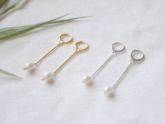 Long bar pearl earrings | Minimalist freshwater pearl dangle earrings | Simple pearl jewelry | Cute clean lines earrings with real pearls