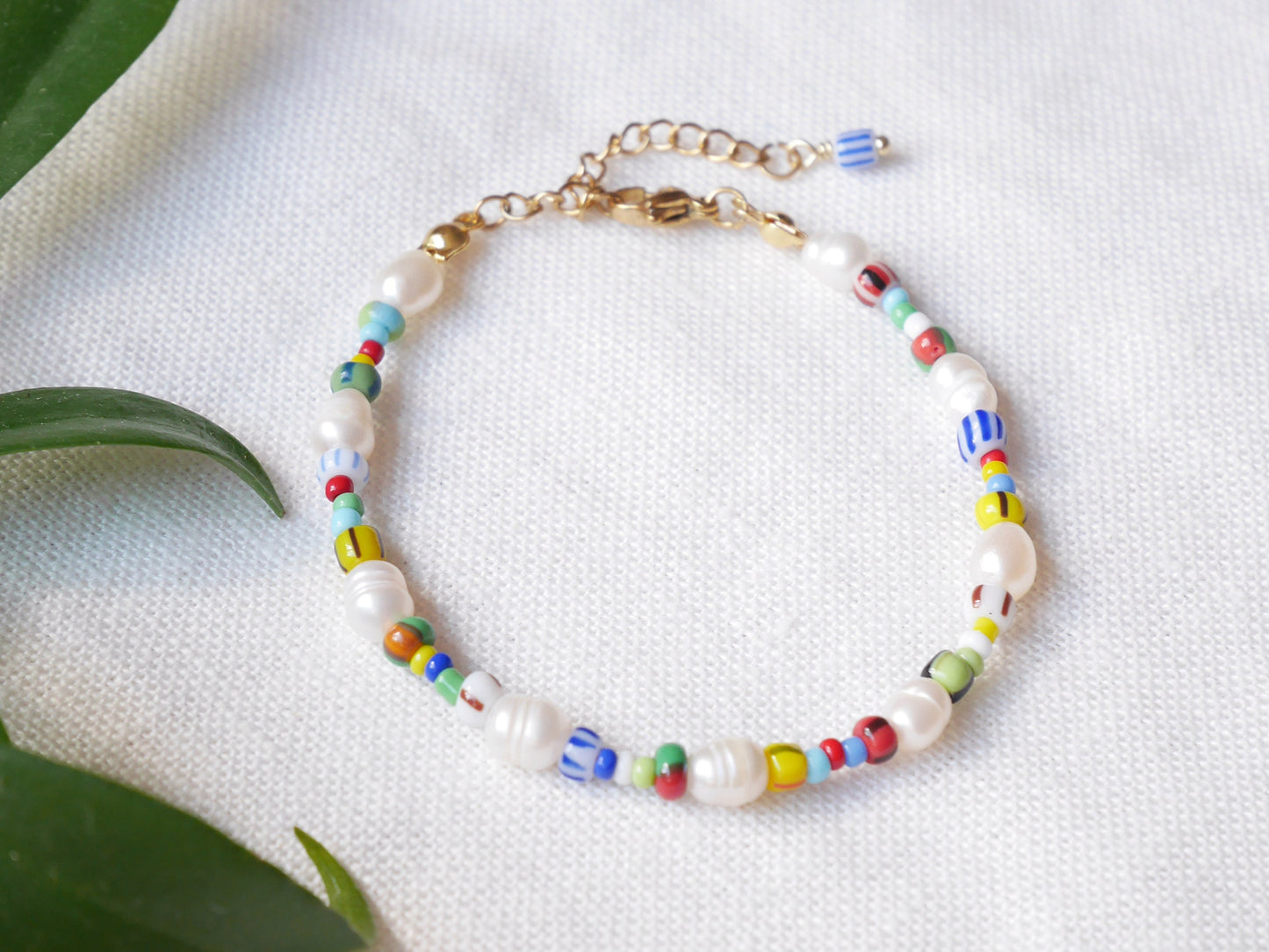 Freshwater pearl bracelet with striped beads | Stripe pattern seed bead jewelry | Adjustable colorful cute summer bracelet for her