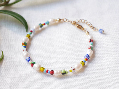 Freshwater pearl bracelet with striped beads | Stripe pattern seed bead jewelry | Adjustable colorful cute summer bracelet for her