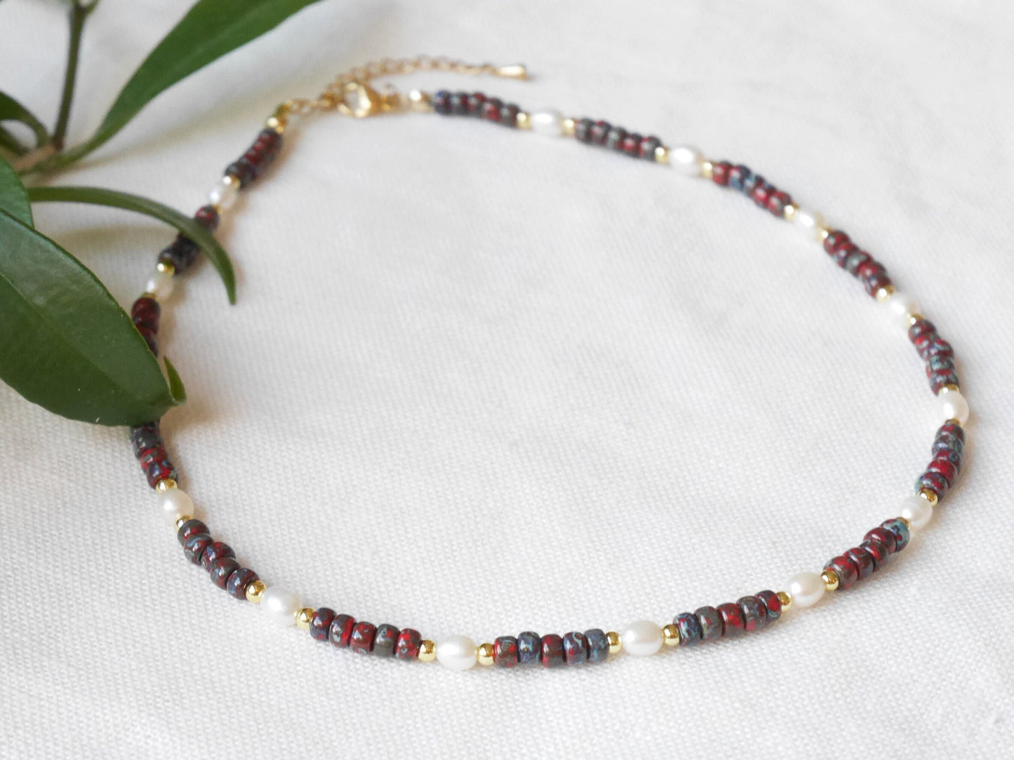 Red garnet beaded necklace | Cute freshwater pearl choker with dark red Miyuki Picasso glass beads | Dainty dark colors jewelry gift for her