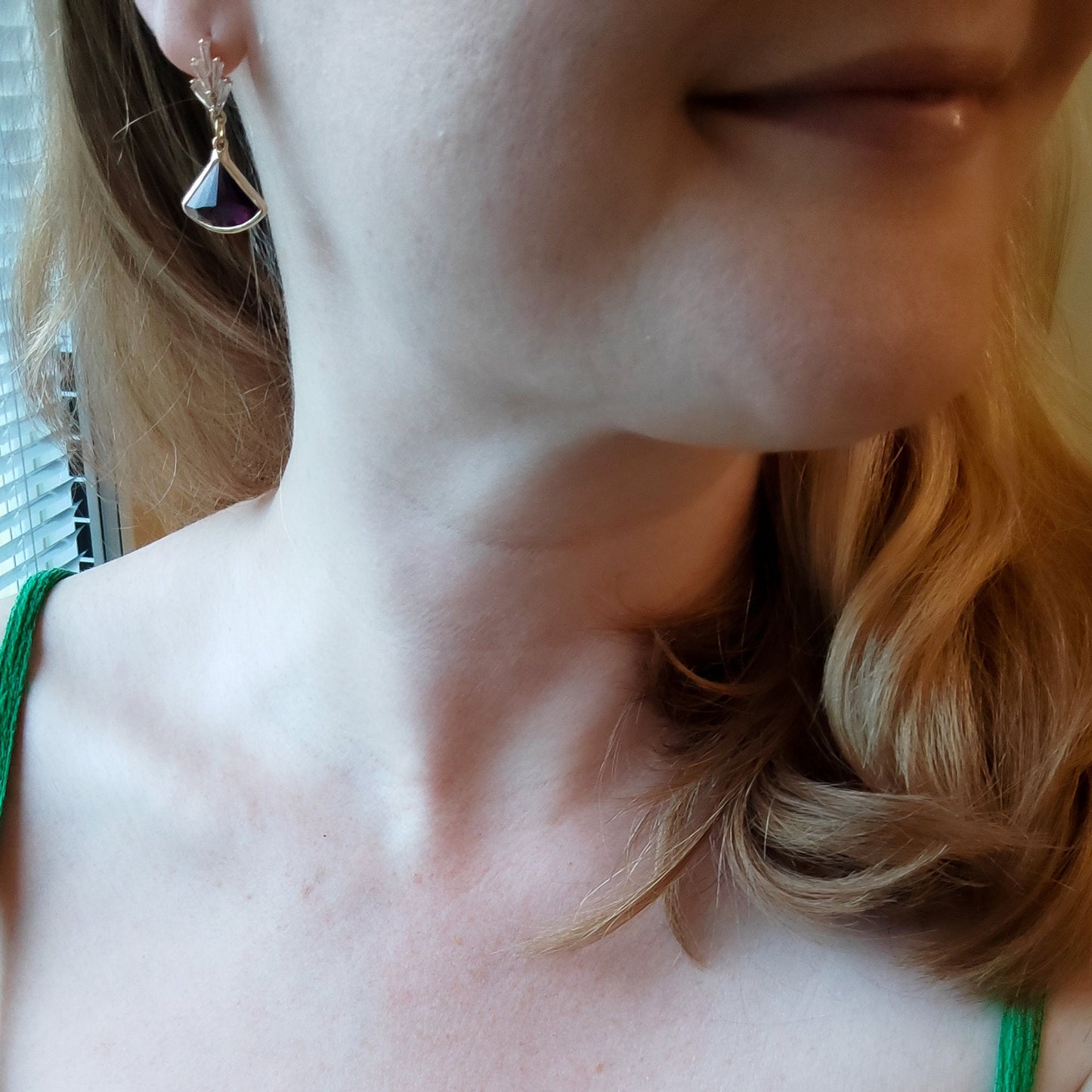 Plum art deco earrings | Burgundy glass drop earrings | 1920s style jewelry in wine color | Dainty dangle earrings | Birthday gift for woman