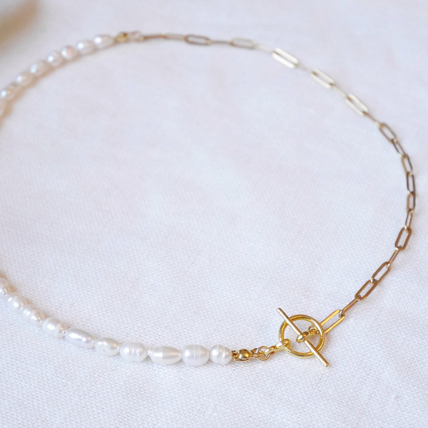 Half chain half pearl necklace | Dainty freshwater pearl choker | Small pearls and gold paperclip chain jewelry with toggle clasp, cute gift