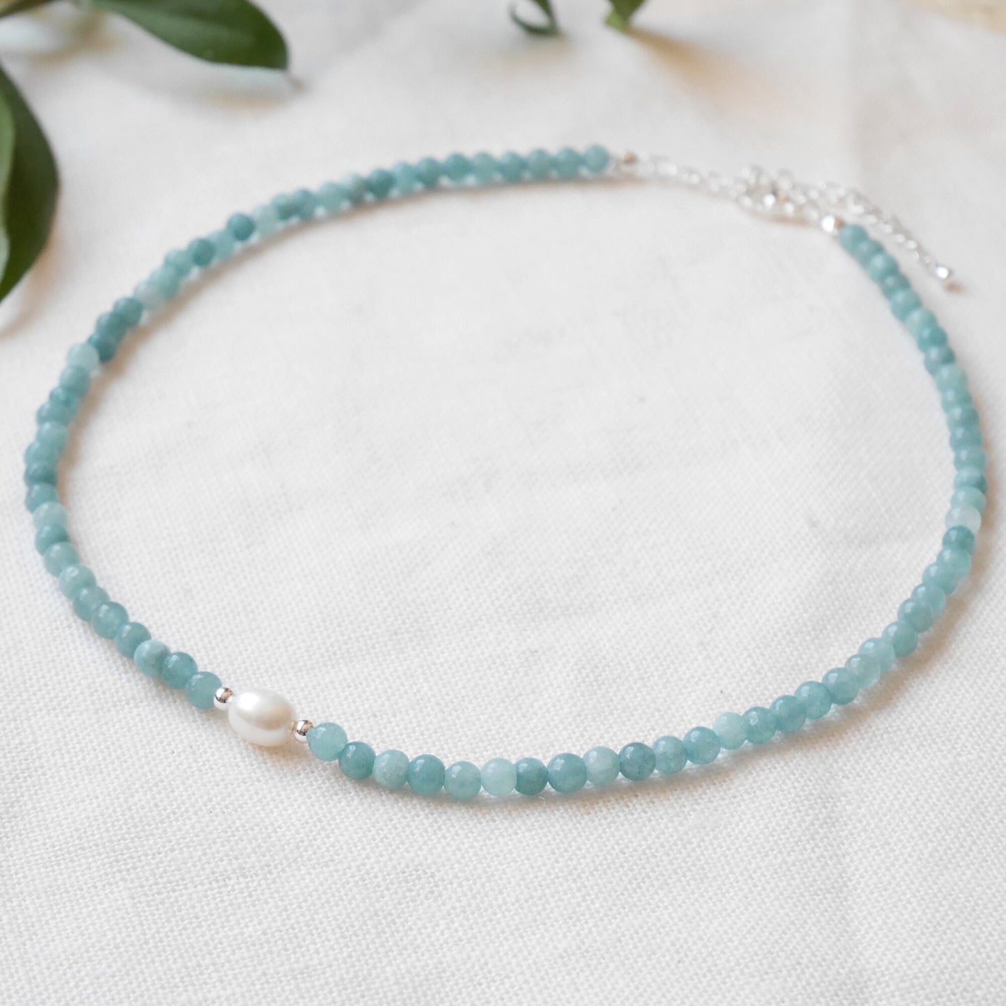 Aquamarine pearl necklace | Aquamarine stone beads choker | Light blue beaded jewelry with freshwater pearl | Romantic gift for girlfriend