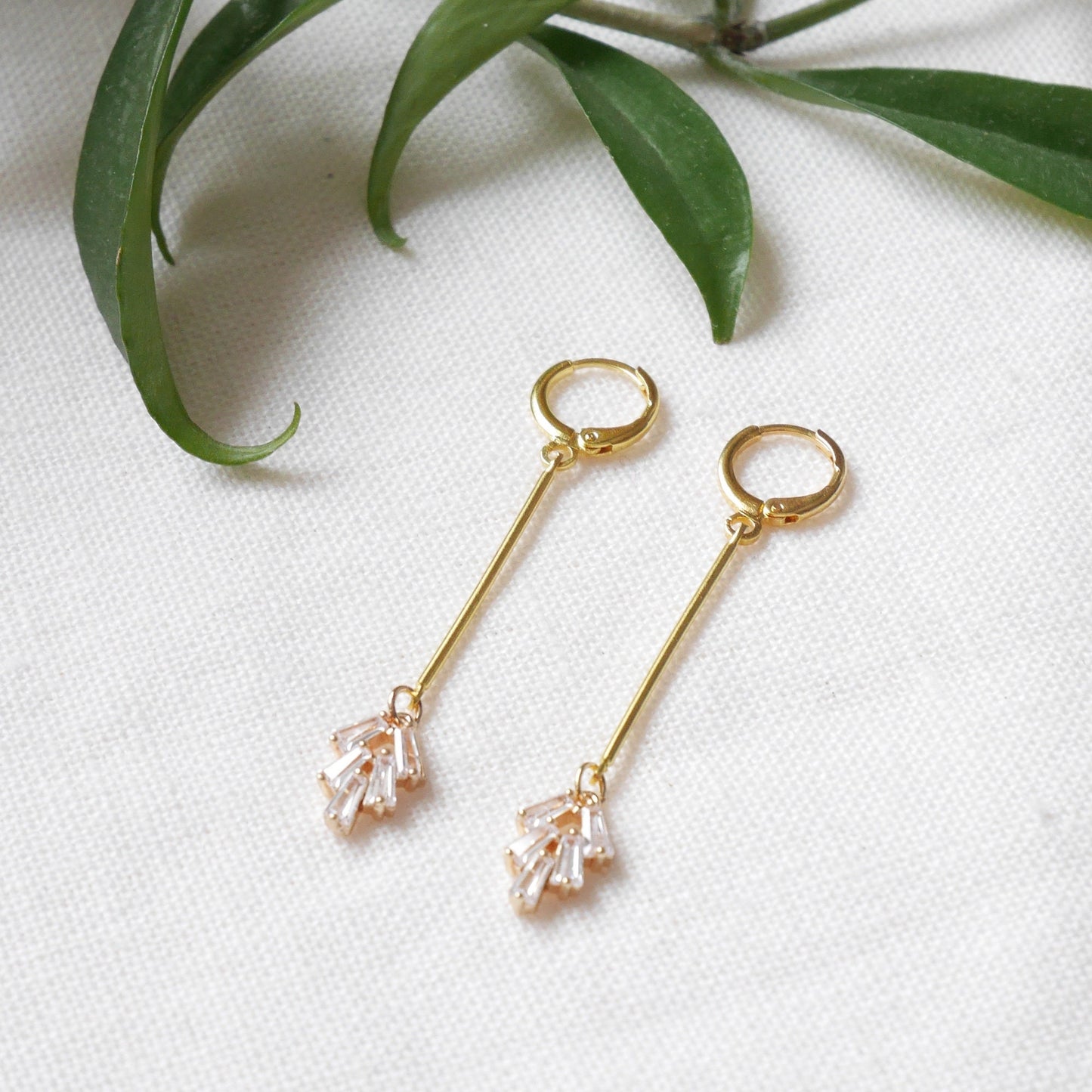 Art deco bar earrings | Fan shape minimalist jewelry | Zircon charm dangle earrings | Dainty long gold earrings | Cute birthday gift for her