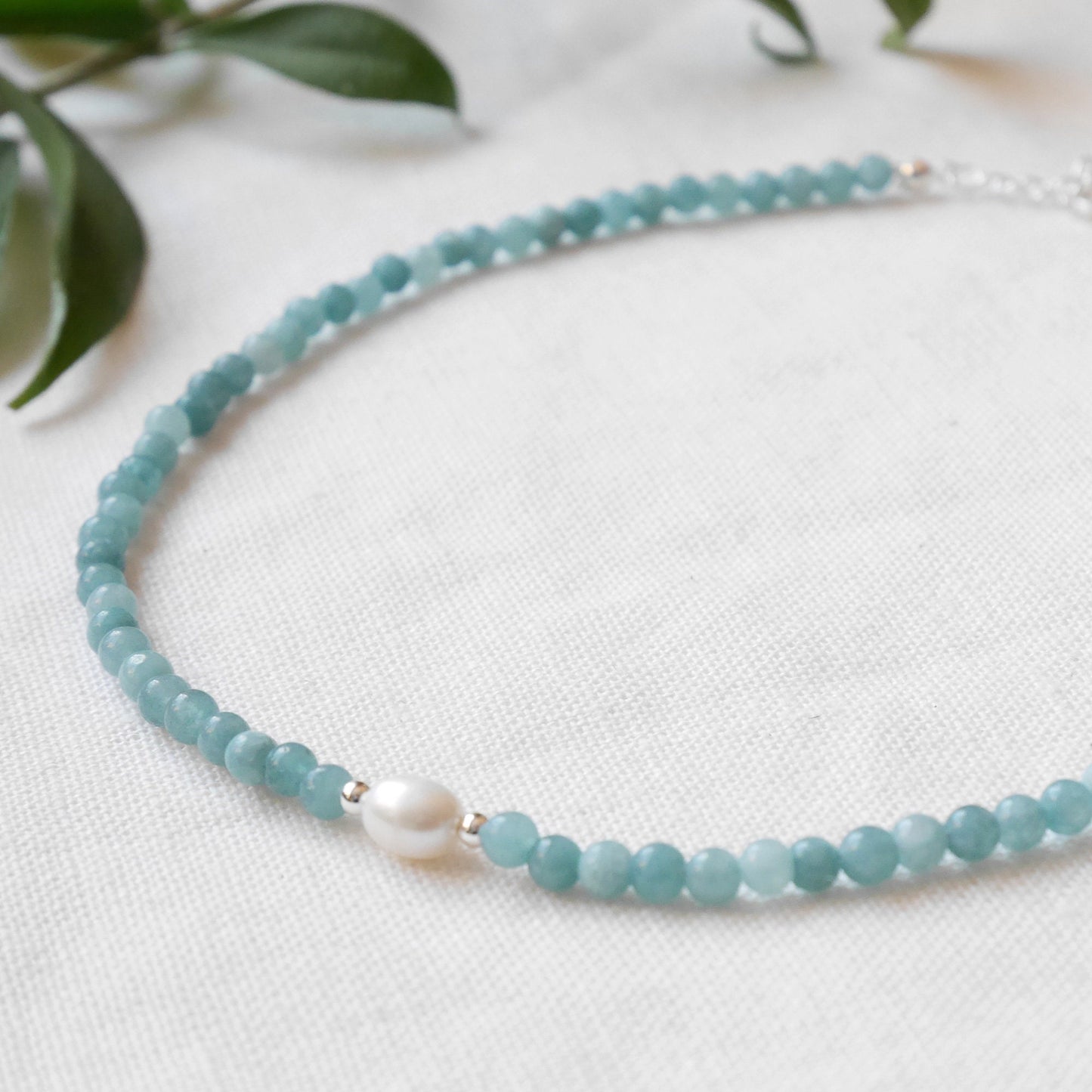 Aquamarine pearl necklace | Aquamarine stone beads choker | Light blue beaded jewelry with freshwater pearl | Romantic gift for girlfriend