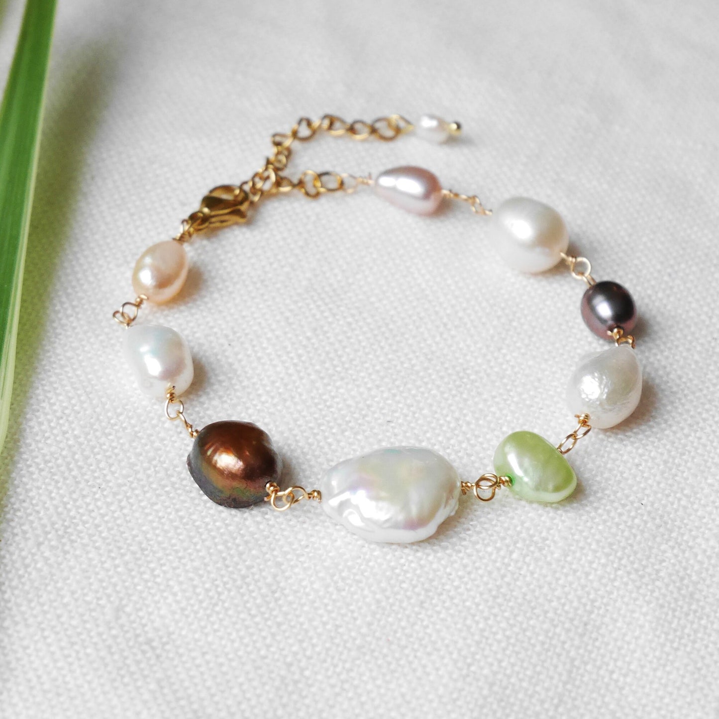 Mixed freshwater pearl bracelet | Multicolor feminine boho bracelet | Various sizes shapes genuine baroque pearl jewelry | Cute gift for her