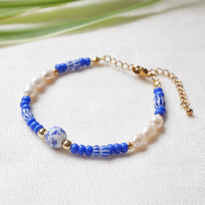 Blue porcelain bead bracelet | Summer seed bead bracelet | Lovely blue and white jewelry with real pearls | Ceramic jewelry gift for her