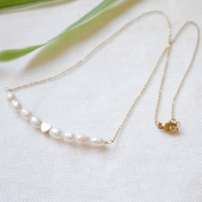Dainty heart necklace with freshwater pearls | Minimalist delicate chain necklace | Gold heart jewelry | Anniversary gift for girlfriend