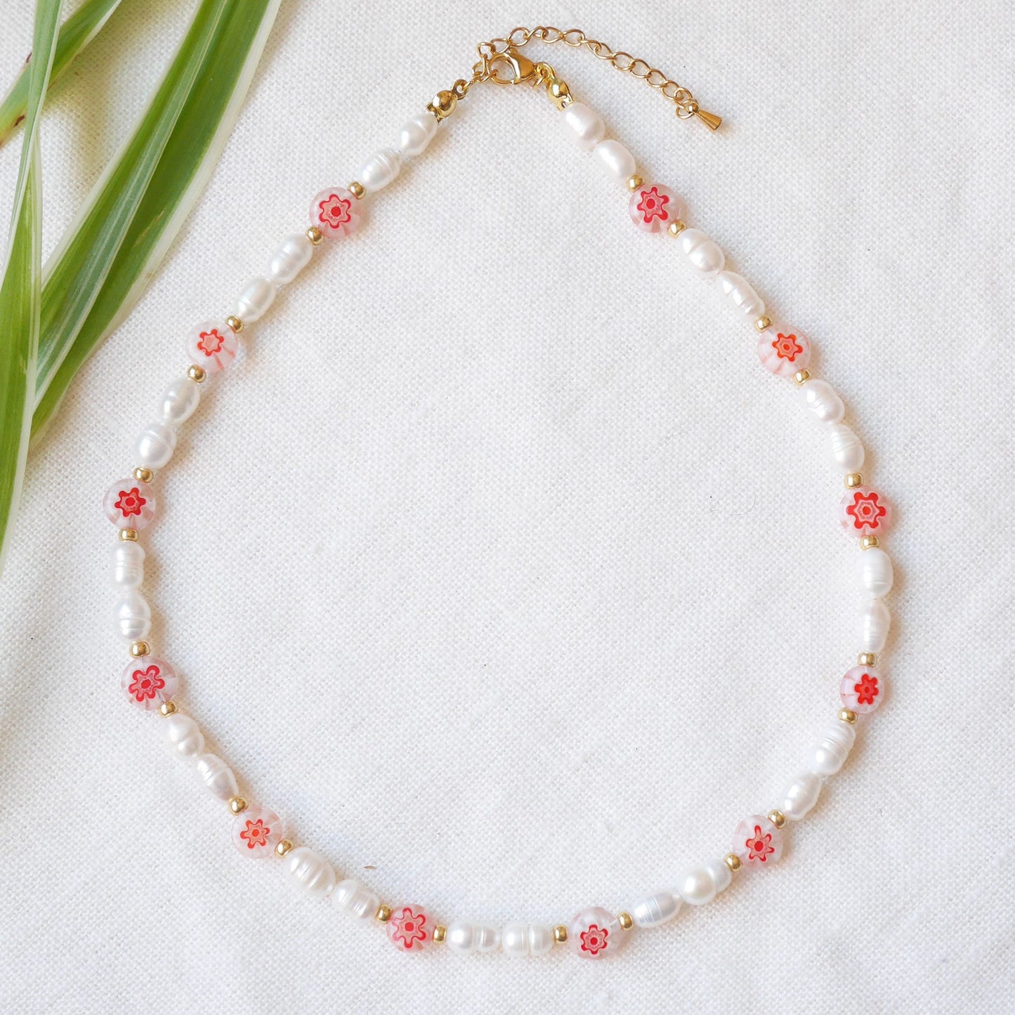 Red millefiori pearl necklace | Summer necklace with light red floral glass beads and freshwater pearls | Cute beaded necklace gift for her