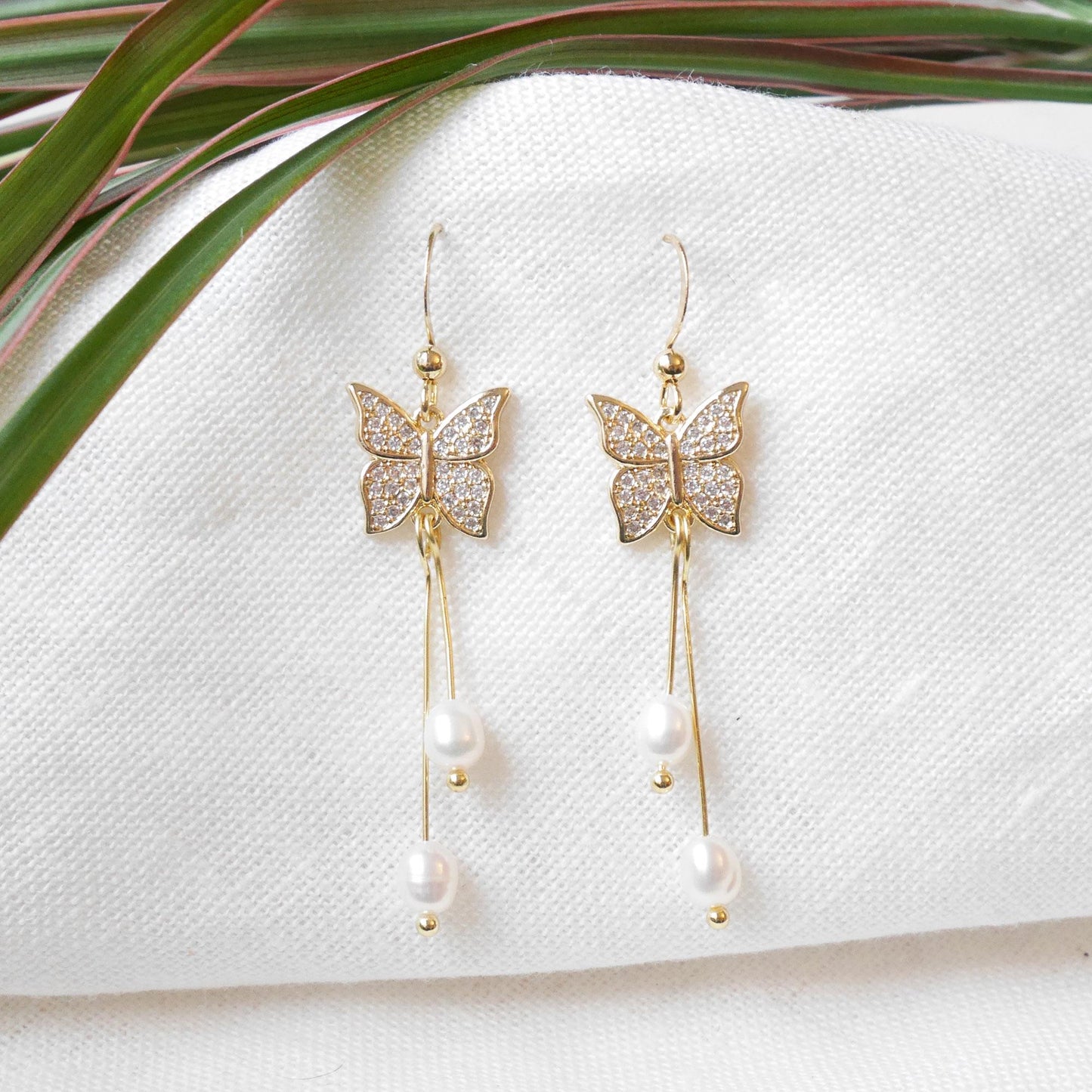 Butterfly pearl dangle earrings | Long freshwater pearl drop earrings | Ethereal dainty light-weight jewelry | Fairytale romantic gift idea