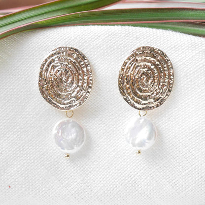 Chunky coin freshwater pearl earrings | Button pearl drop earrings | Gold statement earring | Minimalist geometric jewelry gift for woman