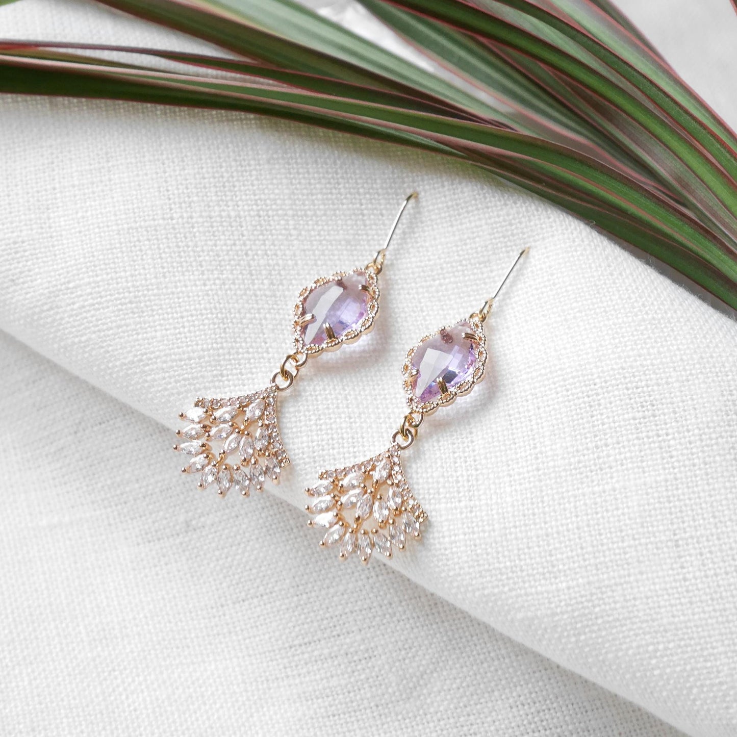 Light purple wedding dangle earrings | Elegant bridal zircon fan earrings | Delicate cute long earrings for the bride | Classic gala jewelry