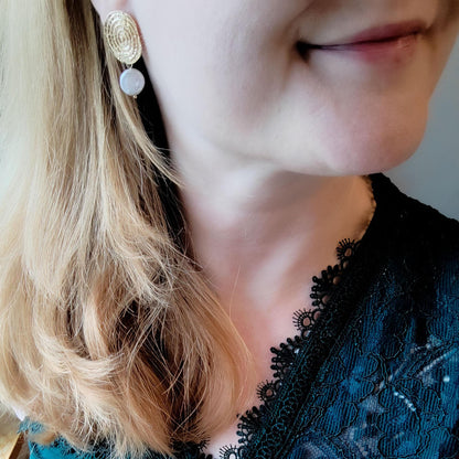 Chunky coin freshwater pearl earrings | Button pearl drop earrings | Gold statement earring | Minimalist geometric jewelry gift for woman