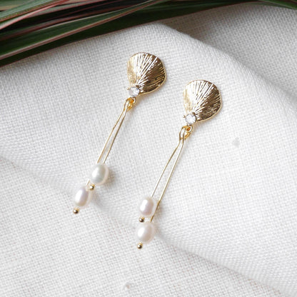Shell shape pearl dangle earrings | Dainty long freshwater pearl drop earrings | Bridal gold jewelry | Small pearls wedding earrings for her