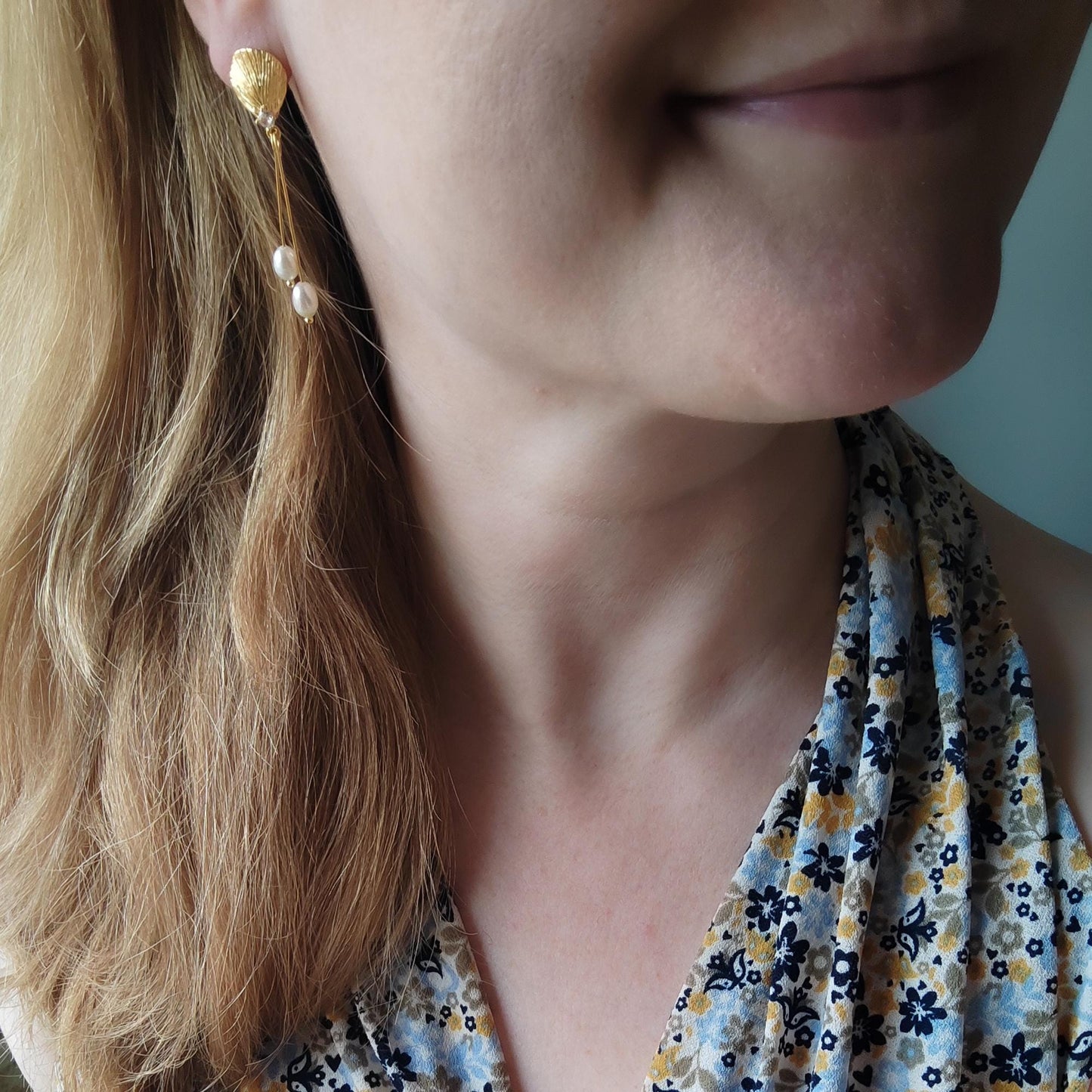 Shell shape pearl dangle earrings | Dainty long freshwater pearl drop earrings | Bridal gold jewelry | Small pearls wedding earrings for her