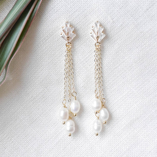 Cascade freshwater pearl earrings | Long Art deco style wedding earrings | Real pearl gold chain dangle earrings | Minimalist bridal jewelry