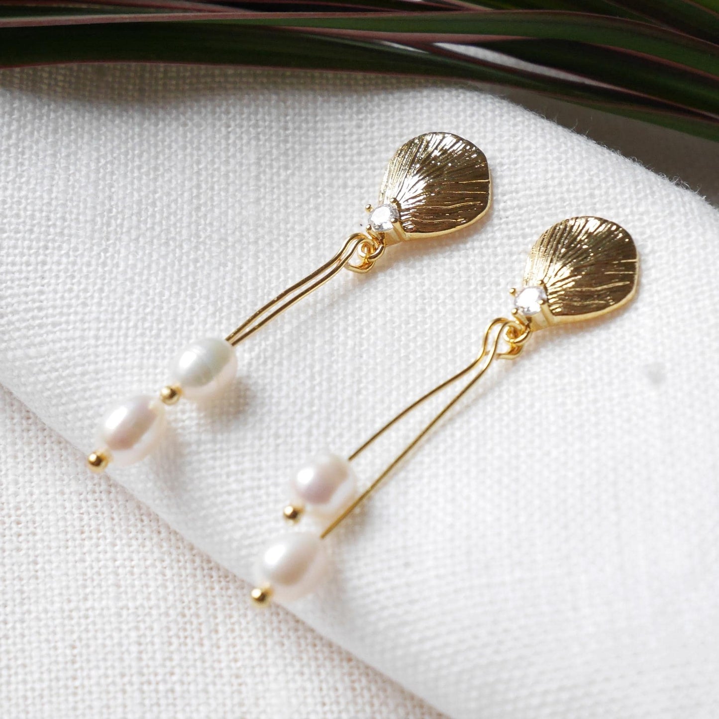 Shell shape pearl dangle earrings | Dainty long freshwater pearl drop earrings | Bridal gold jewelry | Small pearls wedding earrings for her